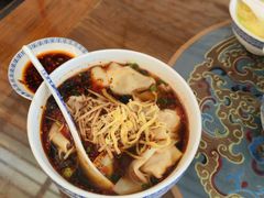 招牌红汤辣-笑来喜馄饨小笼工坊店(湖滨街店)