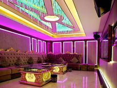 -鸿泰洋美食水会(东门中店)
