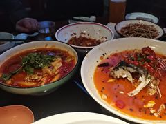 -川流不息·地道川菜·小龙虾(新松江路店)