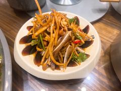 -巴厘龙虾·榜首油焖大虾(音乐学院·沿江酒馆店)