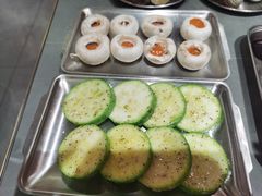 -围炉肉舍丹东海鲜烤肉·烤活鳗(步行街店)