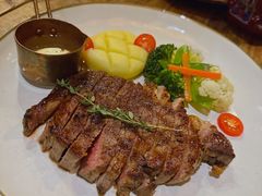 -SISTERS BAR RESTAURANT川意酒馆(嘉善老市H楼店)