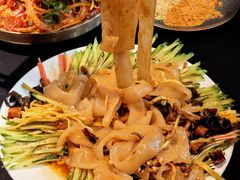 -红东阁东北菜烤肉酒馆(CROSS万象汇店)