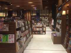 -诚品(信义店)