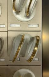 -周大福 CHOW TAI FOOK(新世界百货崇文店)