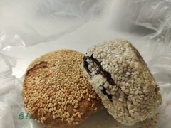 芝麻烧饼-清真牛街祥云轩门钉肉饼(左家庄店)