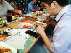 -彩虹云霄酒店76&78层国际自助餐