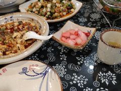 -黄桷树曹家私房菜(江与城店)