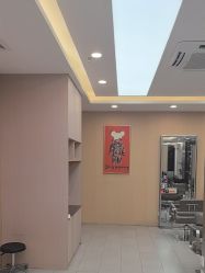 -首脑美发沙龙