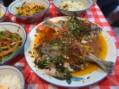 三椒蒸鲈鱼-荆九爷爆炒桥头三嫩(夫子庙店)