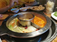 -佬土鹅肠火锅(解放路店)