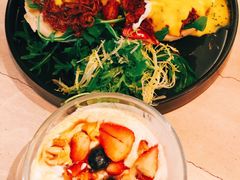 手撕牛肉班尼迪-the rug 飞毯 (朝阳公园店)