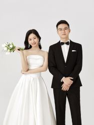 -樱花婚纱摄影