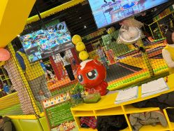 -蹦蹦跳跳(新奥购物中心店)