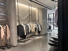 -ARC'TERYX始祖鸟(北京王府中环店)