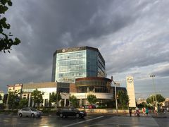 -上海绿地东一汽马自达4S店(彭浦新村店)