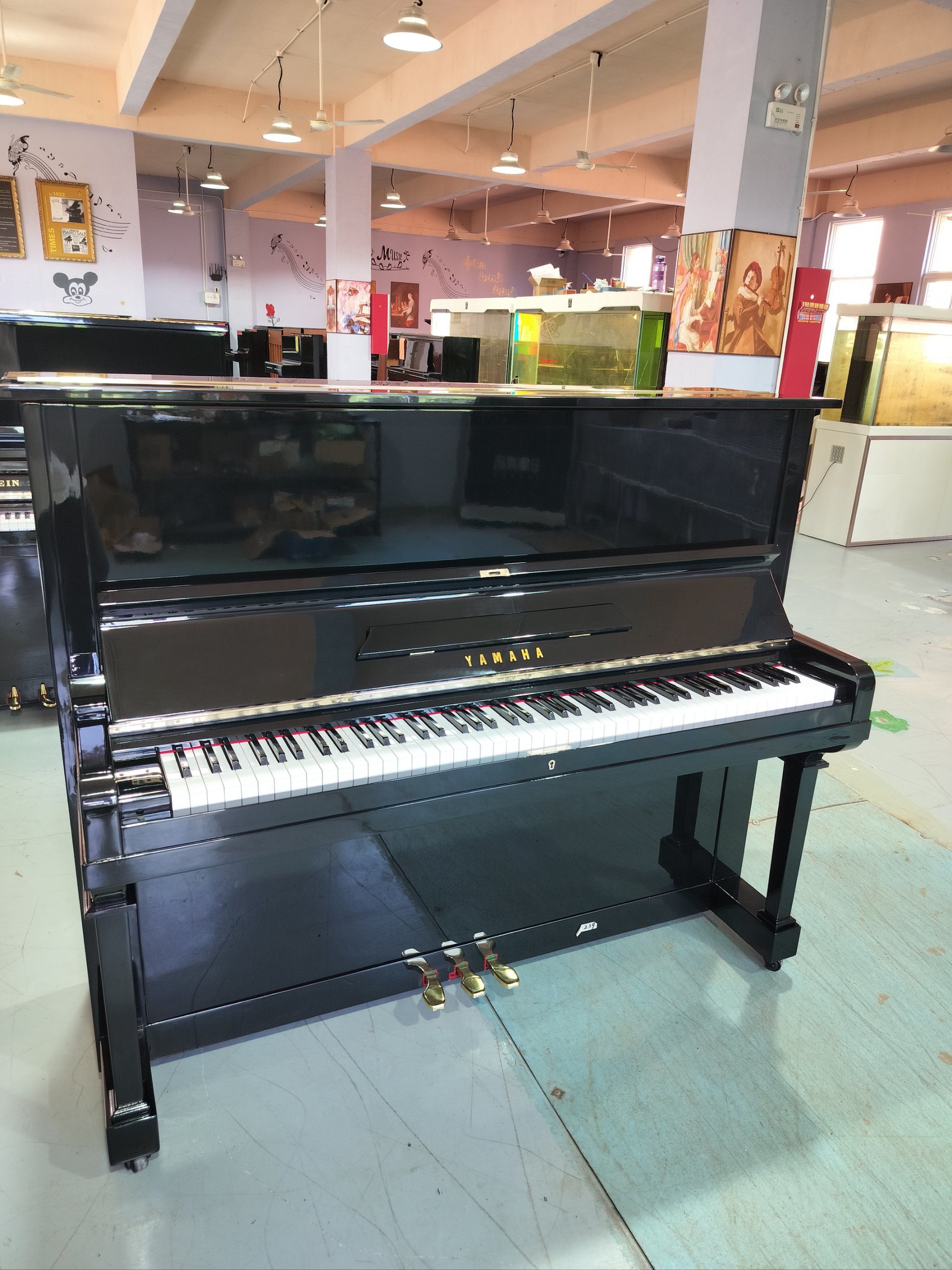 这台雅马哈钢琴 价格便宜