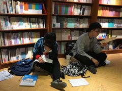 -新华书店(印象城店)