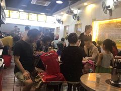 大堂-兄弟深夜豆浆