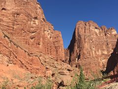 -天山神秘大峡谷