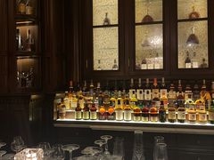 -LONG BAR 廊吧(外滩华尔道夫酒店)