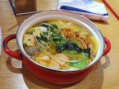 -小蛮椒麻辣烫·麻辣拌(青浦宝龙店)