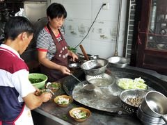 -周记翘脚牛肉