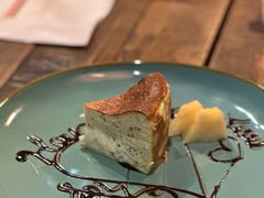 -SISTERS BAR RESTAURANT川意酒馆(嘉善老市H楼店)