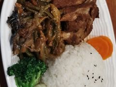 -好嫂子酱猪手•农家菜(知春路店)