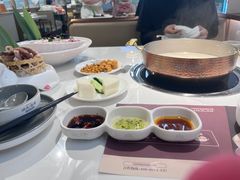 -洪氏嗨捞·广东猪肚鸡·椰子鸡火锅(西咸万象城店)