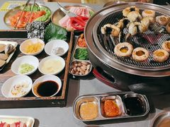 -围炉肉舍•炭烤活鳗•丹东海鲜烤肉(步行街店)