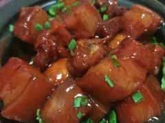 外婆红烧肉-旭龙鱼头王(航华店)