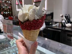 -VENCHI 闻绮(上海佛罗伦萨小镇店)