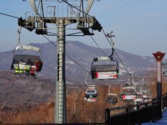 -亚布力新体委滑雪场
