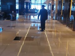 -上海龙之梦万丽酒店