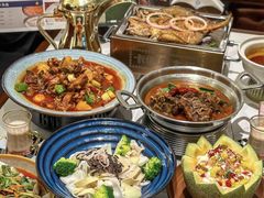 新疆大盘鸡a-清真·卡德尔大叔新疆主题餐厅(龙汇路店)