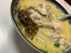 招牌黄鱼面-明呈黄鱼面馆(斜土路店)