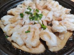 -东口码头·烧鸽子·鱼头泡饼·地方菜(金鹰悦城店)