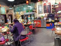 -蚝堡海鲜·威海菜·海肠捞饭·烧烤·亚洲吃蚝公司(幸福门店)