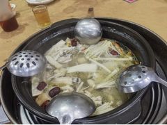 -濠轩阁特色生蚝火锅(水湾路店)