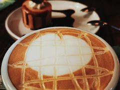 焦糖玛奇朵-后院花语咖啡