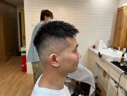 -韦恩先生Barbershop英式男士理发馆