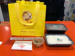 -鲲少爷烤鱼饭.螺蛳粉·清真(爱琴海店)