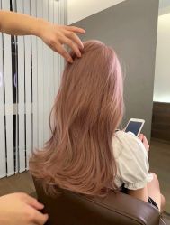 -东秀护肤造型