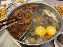 -宴全牛粤来越牛潮汕鲜牛肉火锅(海州万达广场店)