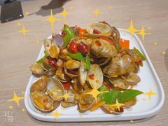 花甲-日进一片海.生腌海鲜火锅.宵夜烧烤(三里屯总店)
