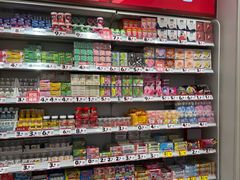 -赵一鸣零食(广东佛山大沥镇嘉洲店)