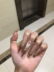 -爱纶美·美甲美睫半永久