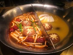 红颜花胶鸡锅-湊湊火锅·茶憩(上海合生汇店)