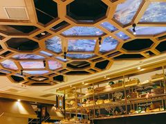 大堂-钱小奴海鲜自助黑金店(杭州滨江龙湖店)
